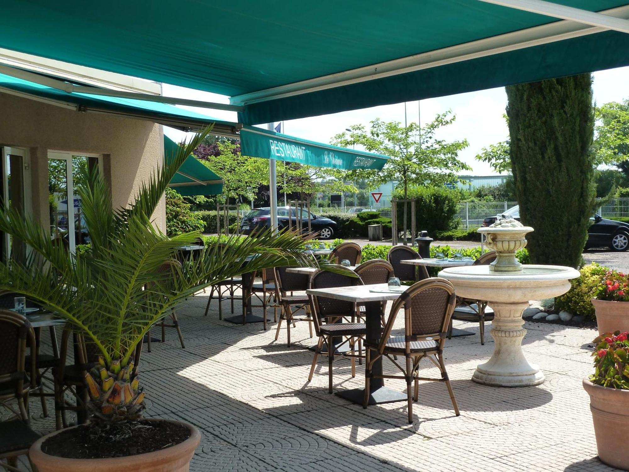 Charme Hotel En Beaujolais Бельвиль-сюр-Саон Экстерьер фото